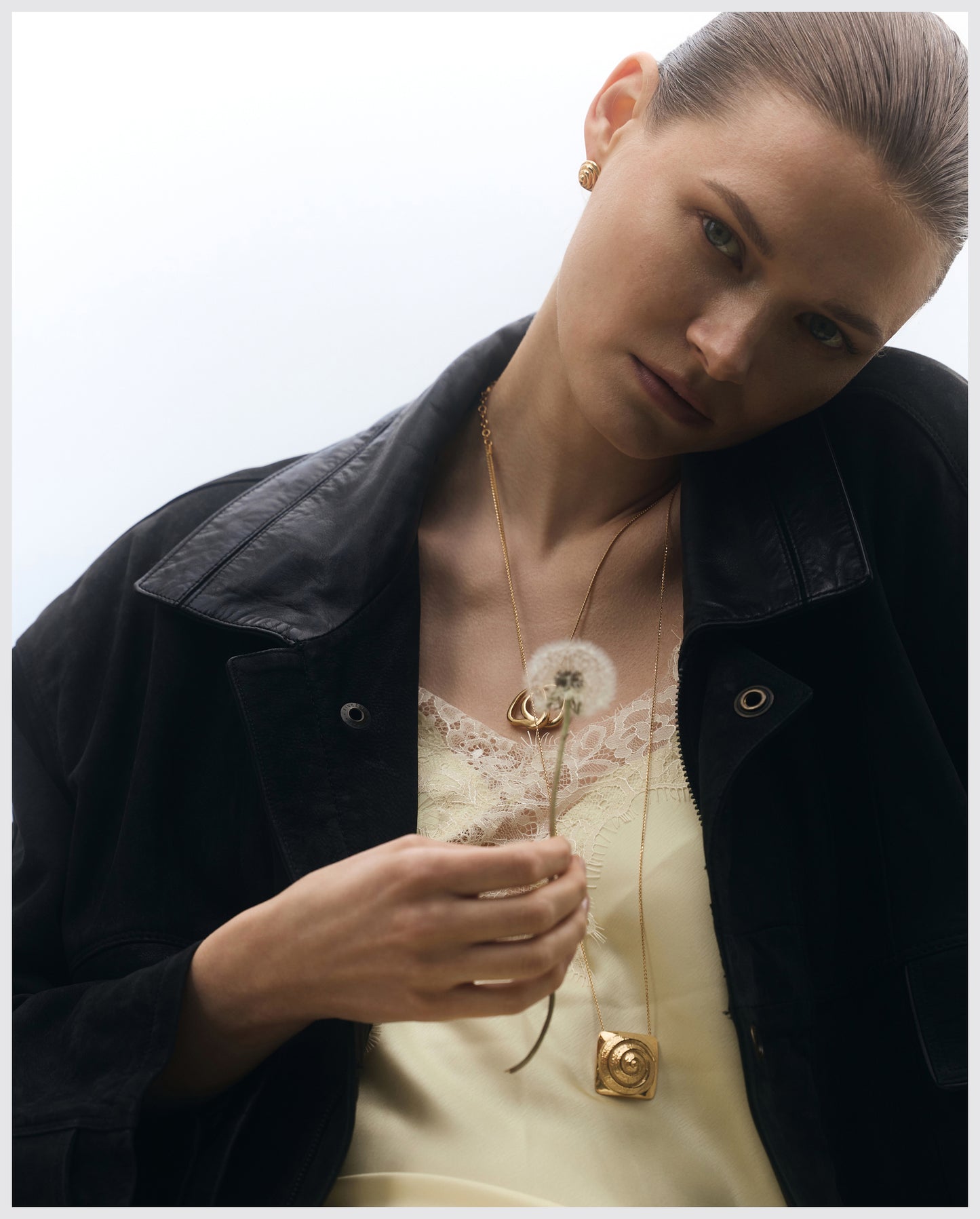 Keilowa Long Gold Necklace