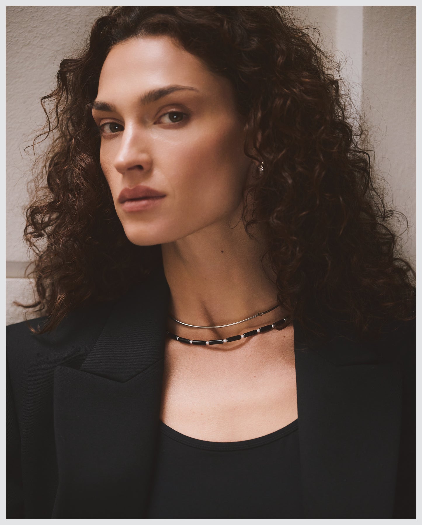 Awen Silver Pearl & Onyx Choker