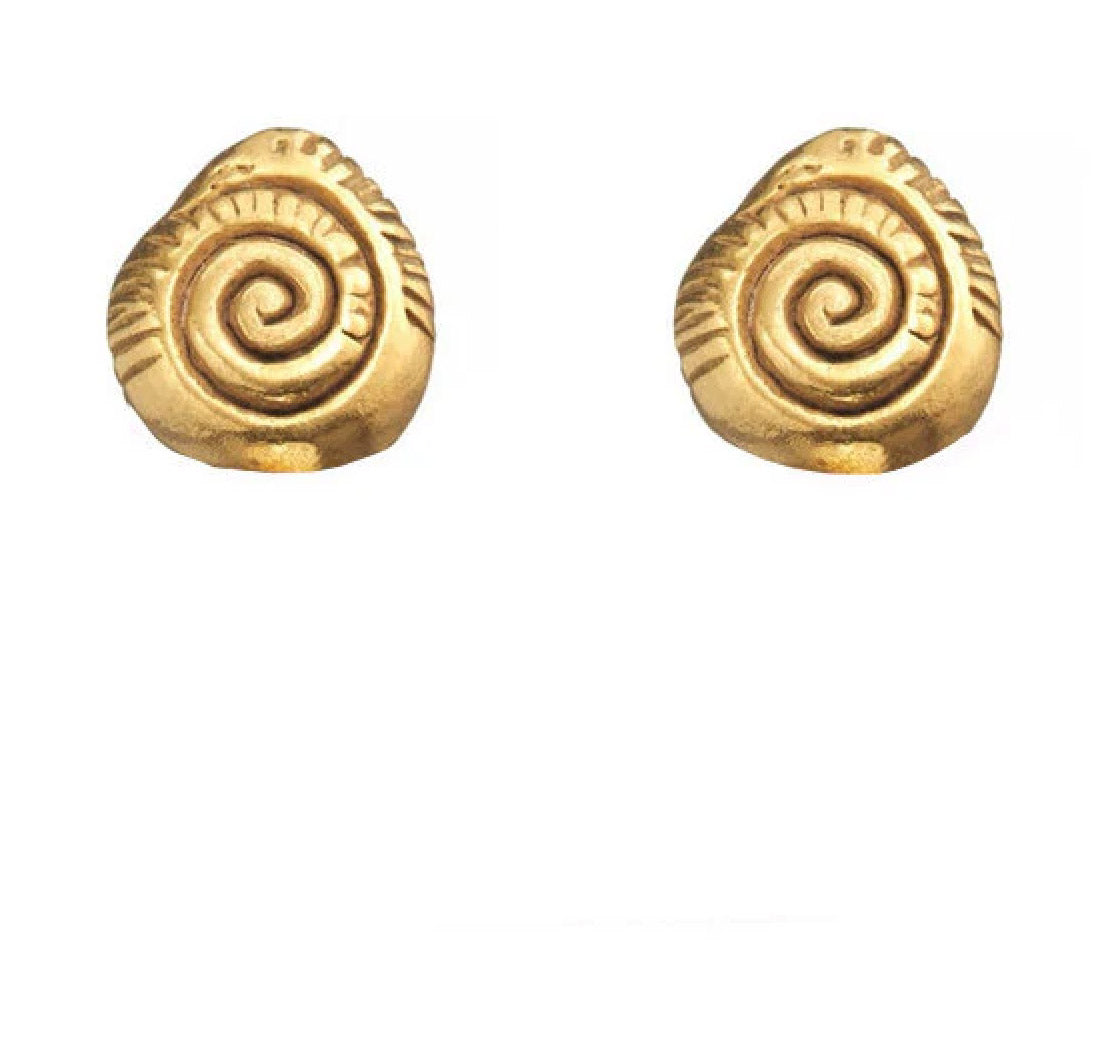 Svea Stud Earrings