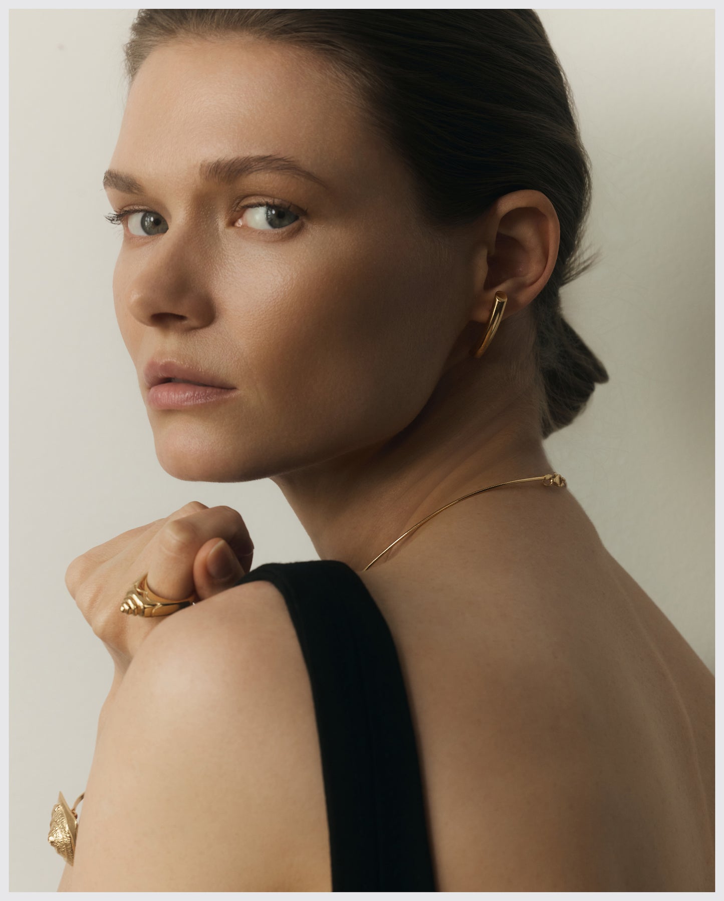Tube Small Gold Earrings