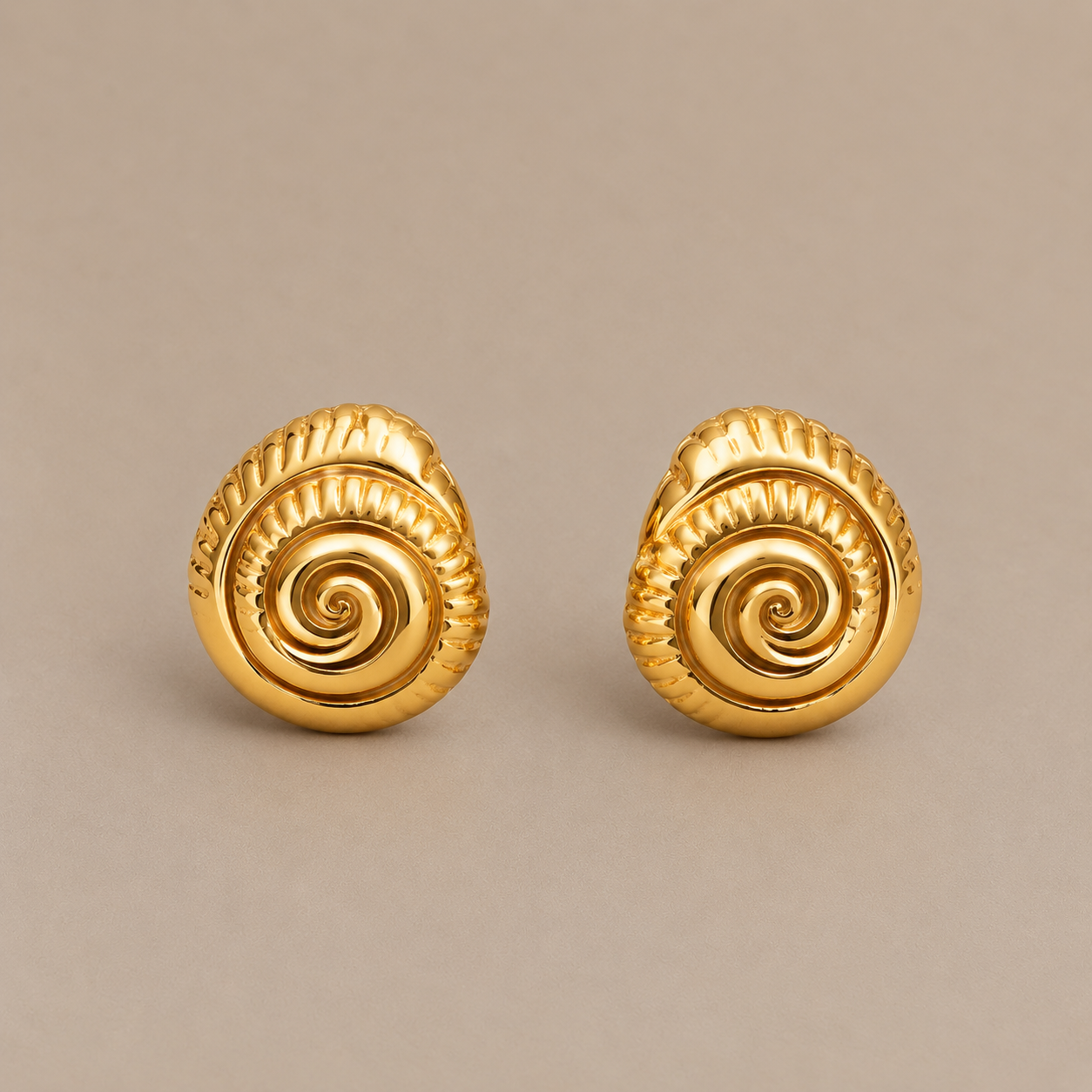 Svea Stud Earrings