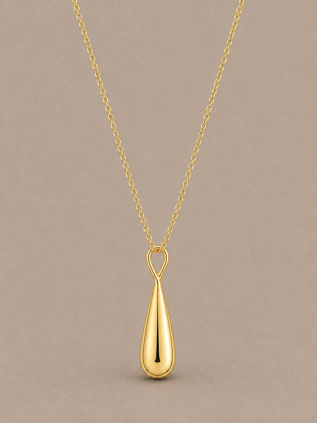Vand Gold Necklace