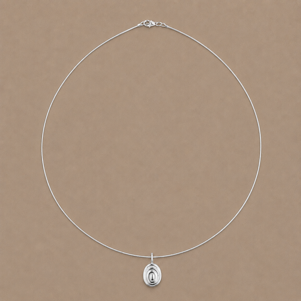 Coil Silver Collier