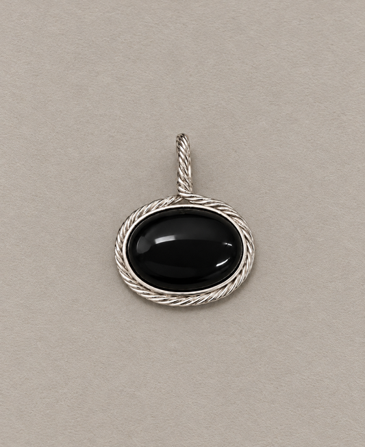 Tornado Onyx Medallion