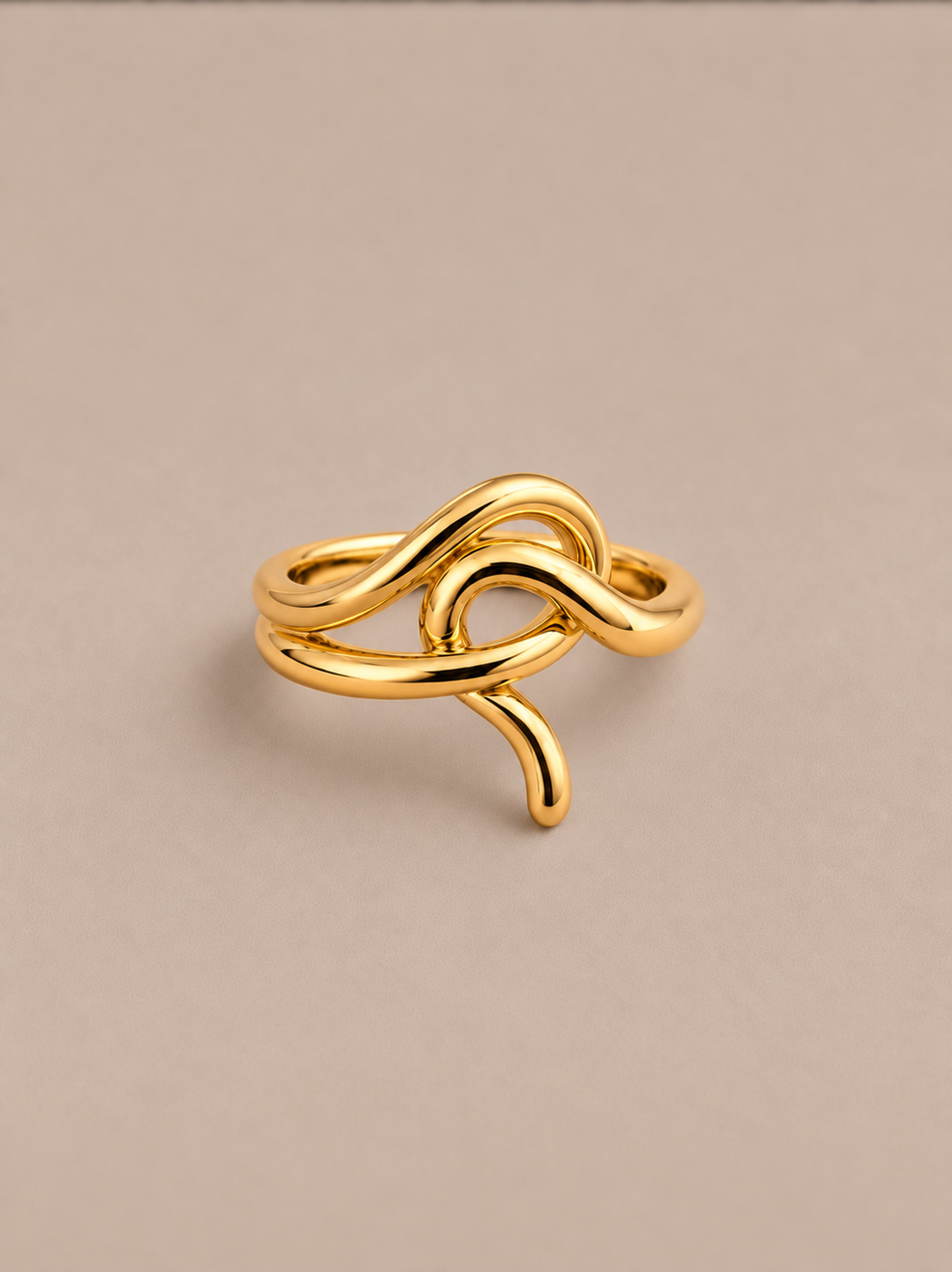 Loop II Gold Ring