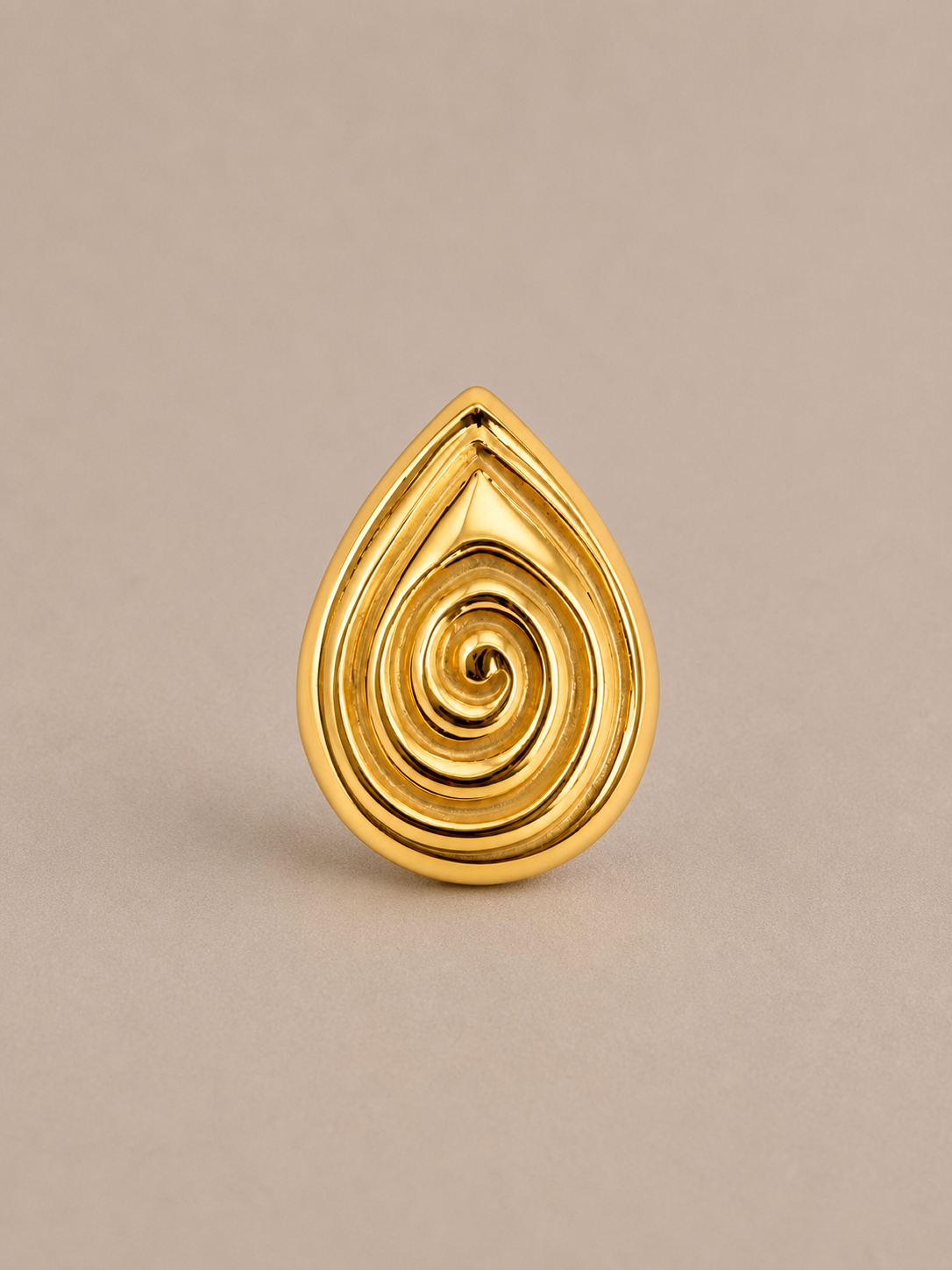 Escargot Gold Medallion