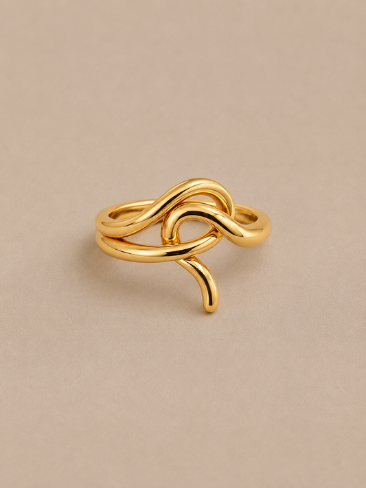 Loop Gold Ring