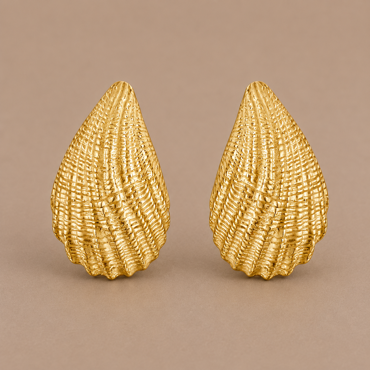 Estella Stud Earrings