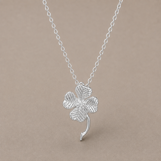 Klover Silver Necklace