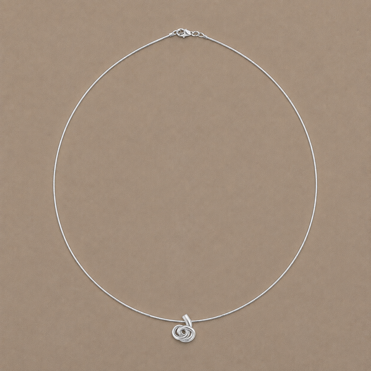 Knot Silver Collier