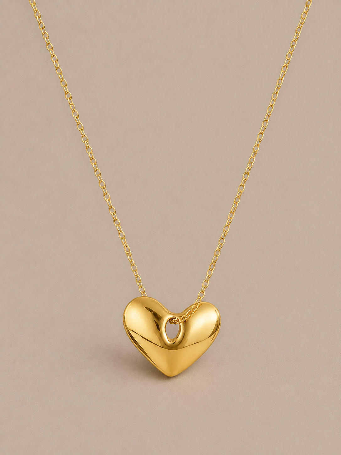 Le Coeur Gold Necklace