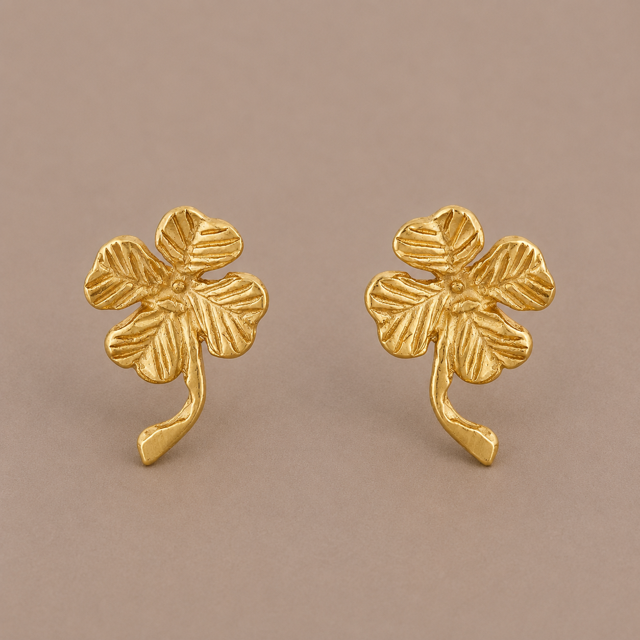 Klover Stud Earrings