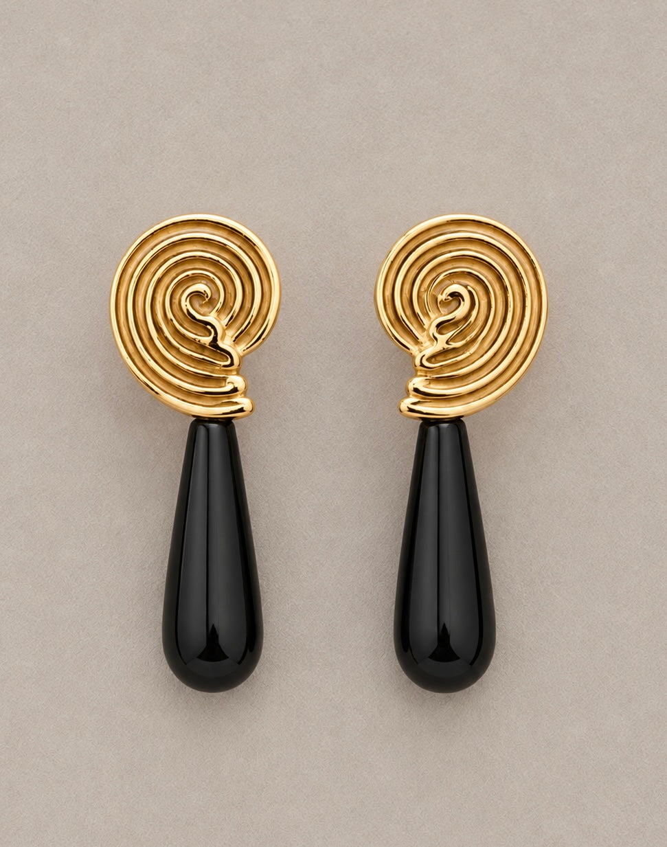 Ithel Silver Onyx Earrings