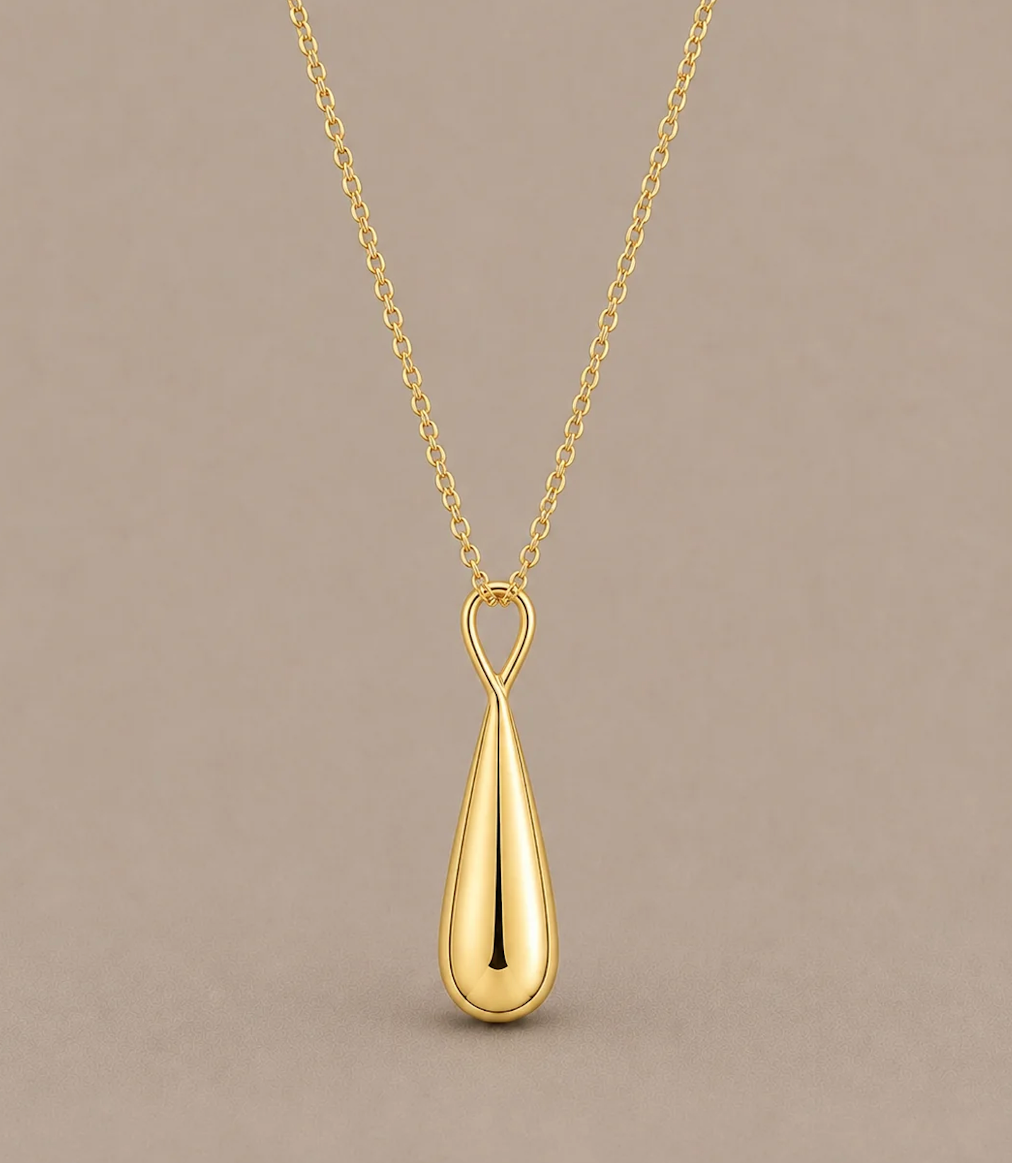 Vand Gold Necklace