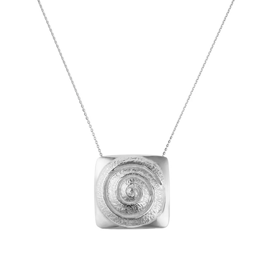 Keilowa Long Silver Necklace