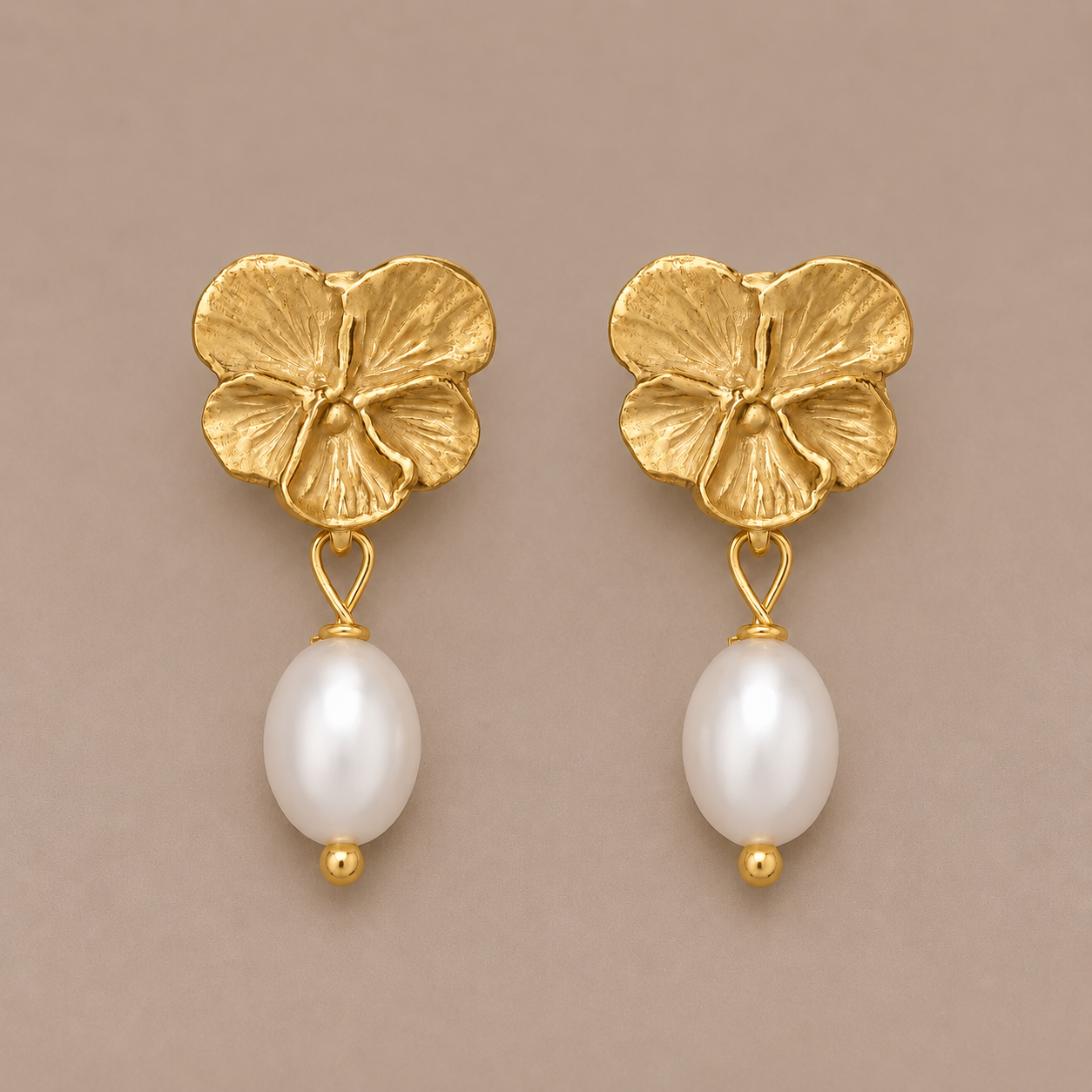 Pansy Stus Earrings