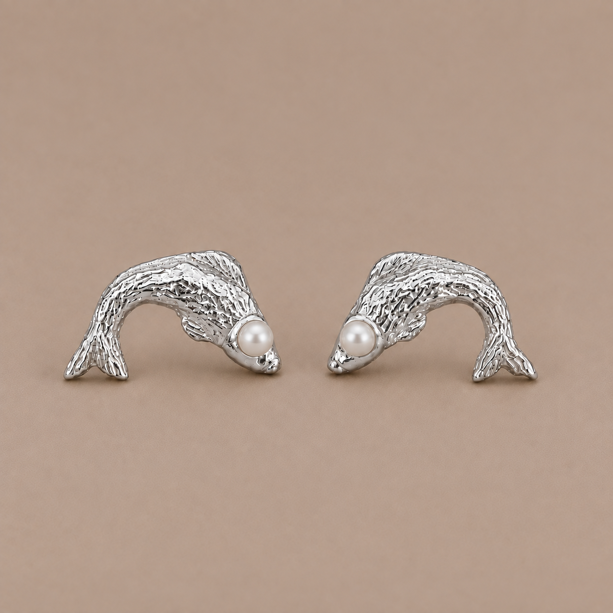 Pesce Earrings
