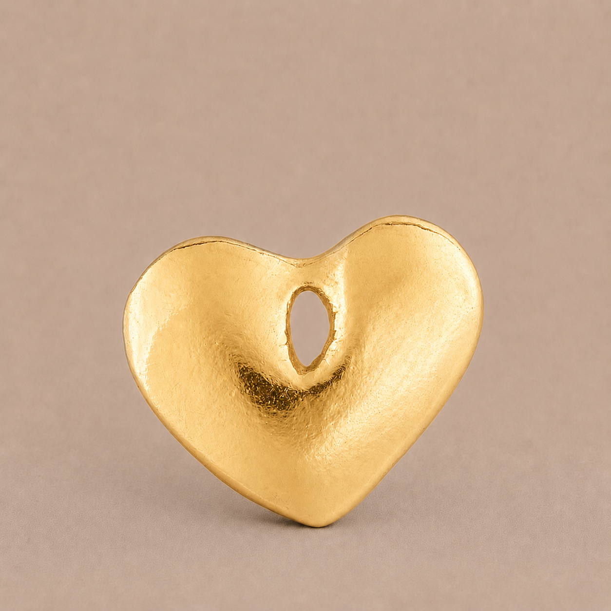 Le Coeur Gold Medallion
