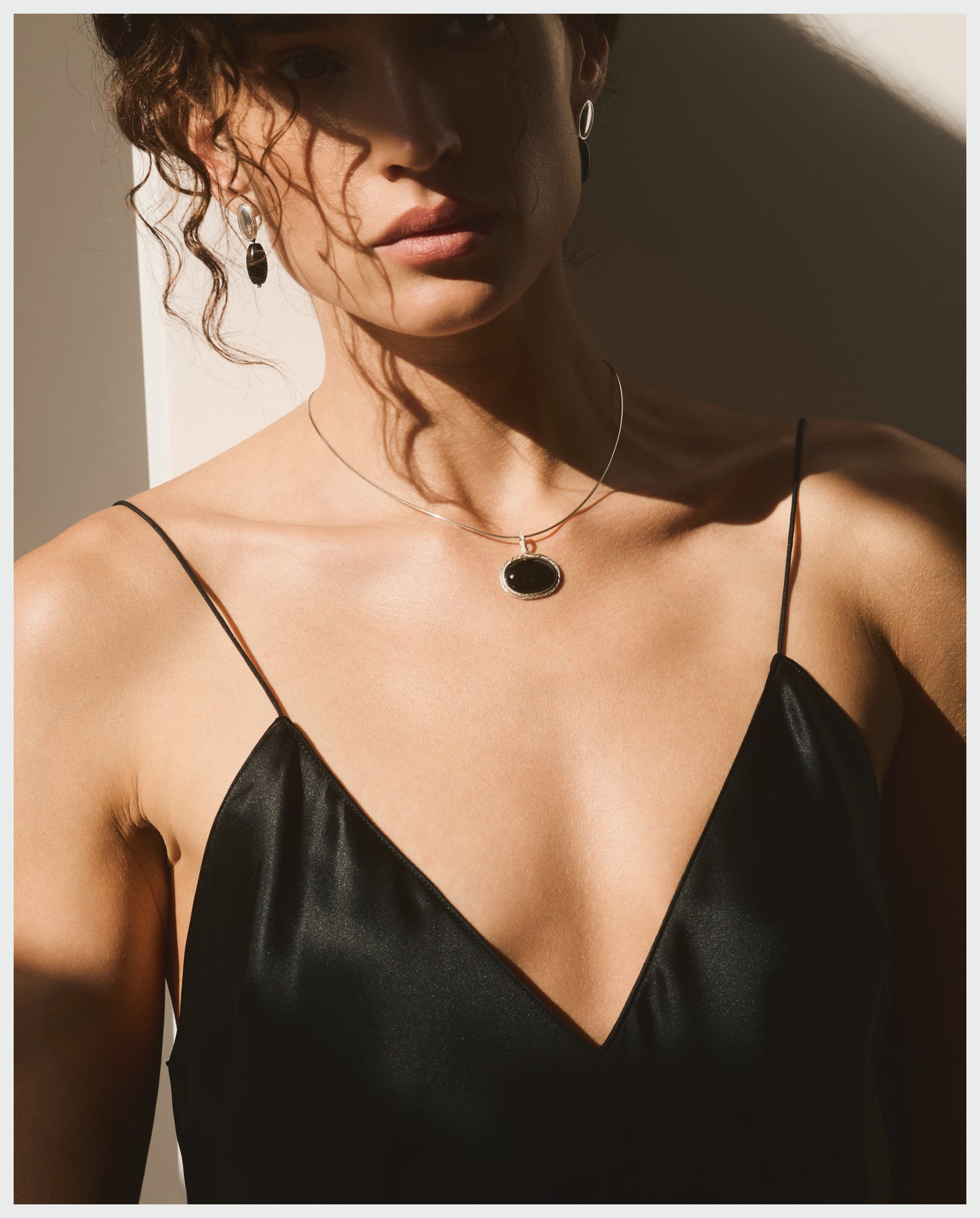 Tornado Onyx Choker