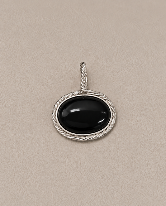 Tornado Onyx Medallion