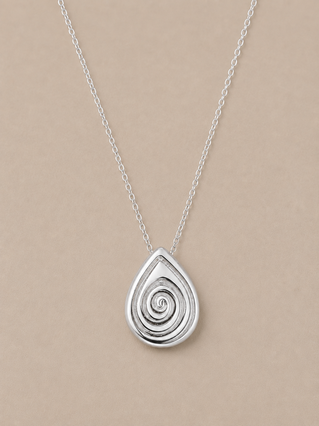 Escargot Silver Necklace